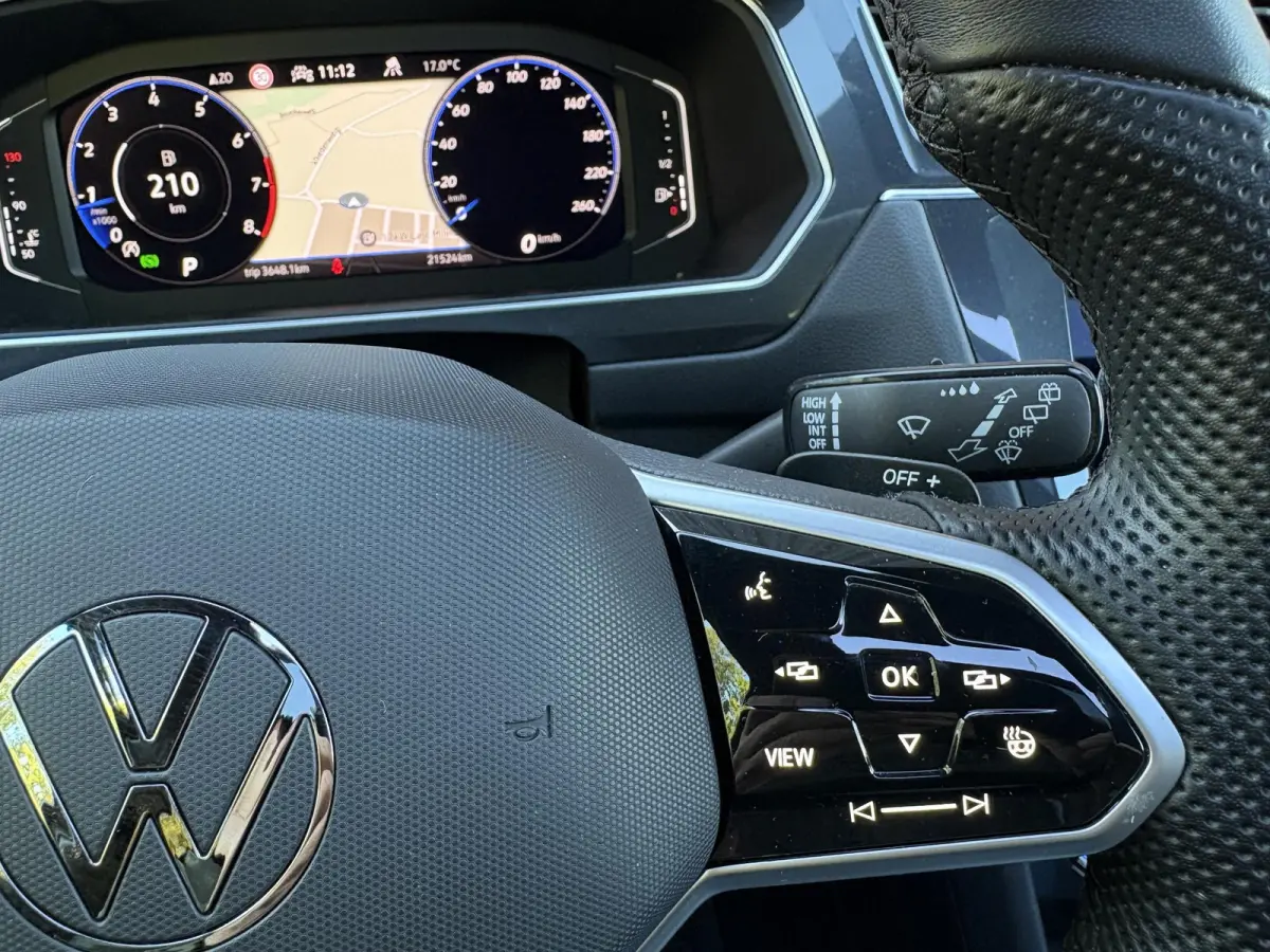 2.0 TSI 4Motion R-Line / Panorama