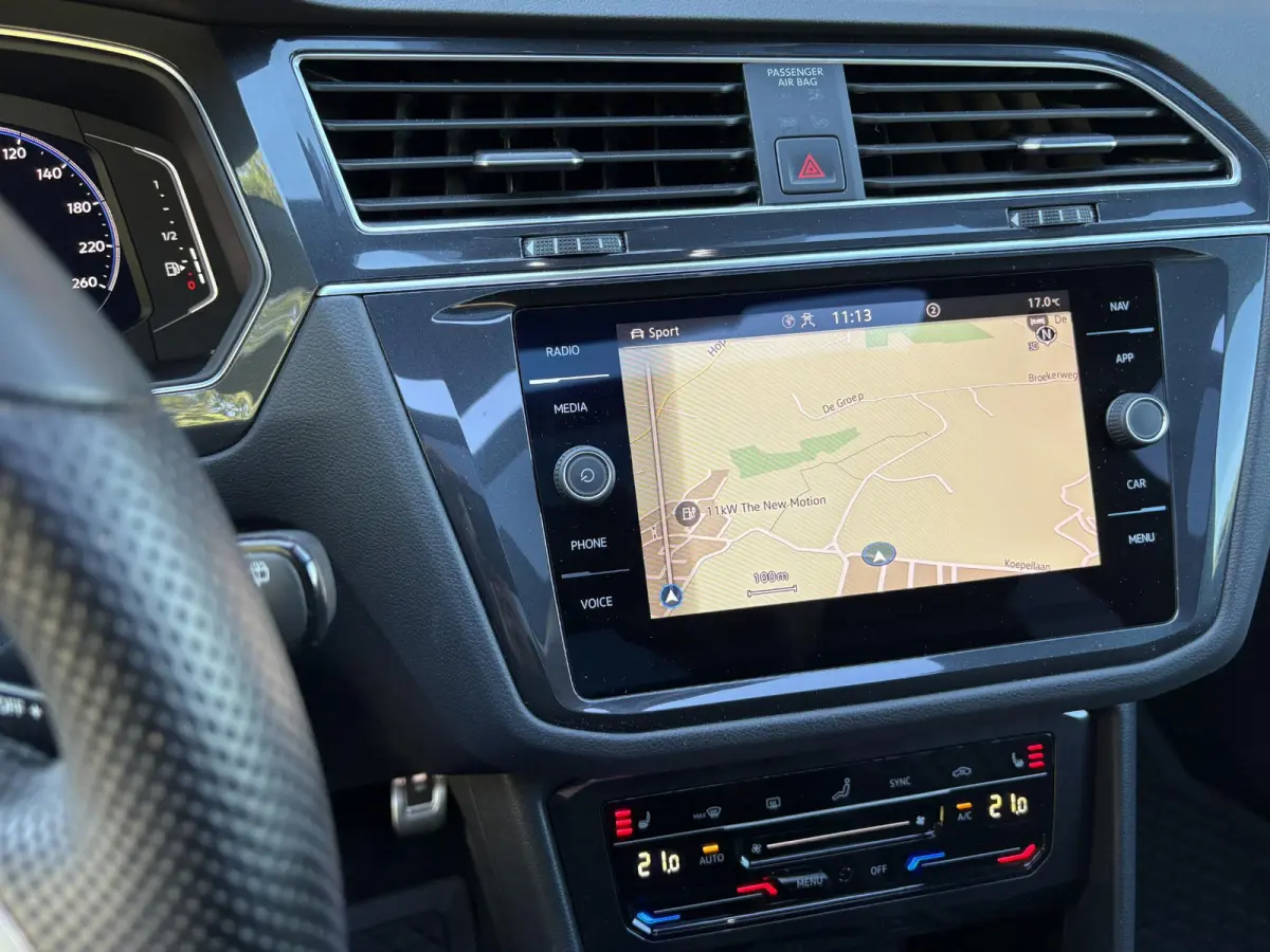 2.0 TSI 4Motion R-Line / Panorama