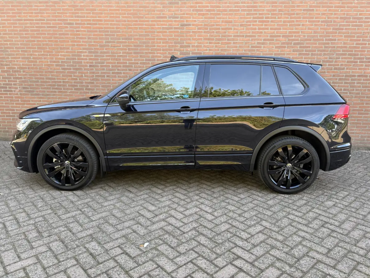 2.0 TSI 4Motion R-Line / Panorama