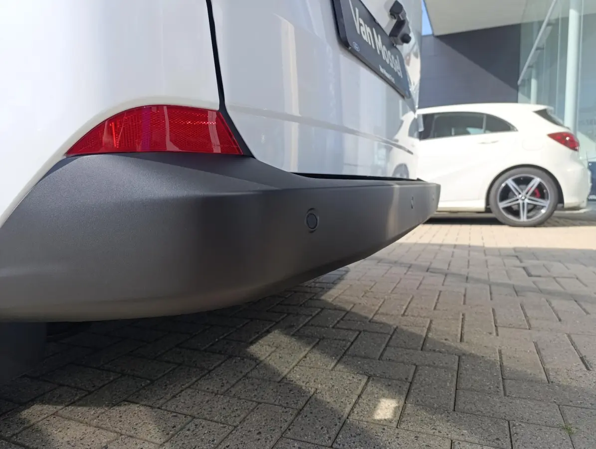 Cust. 340 L2H1 Trend 71 kWh | VOORRAAD! | Vehicle Integration System | LED Laadruimteverlichting | Laadvloerbescherming | Bekleding zijwand en achterdeuren