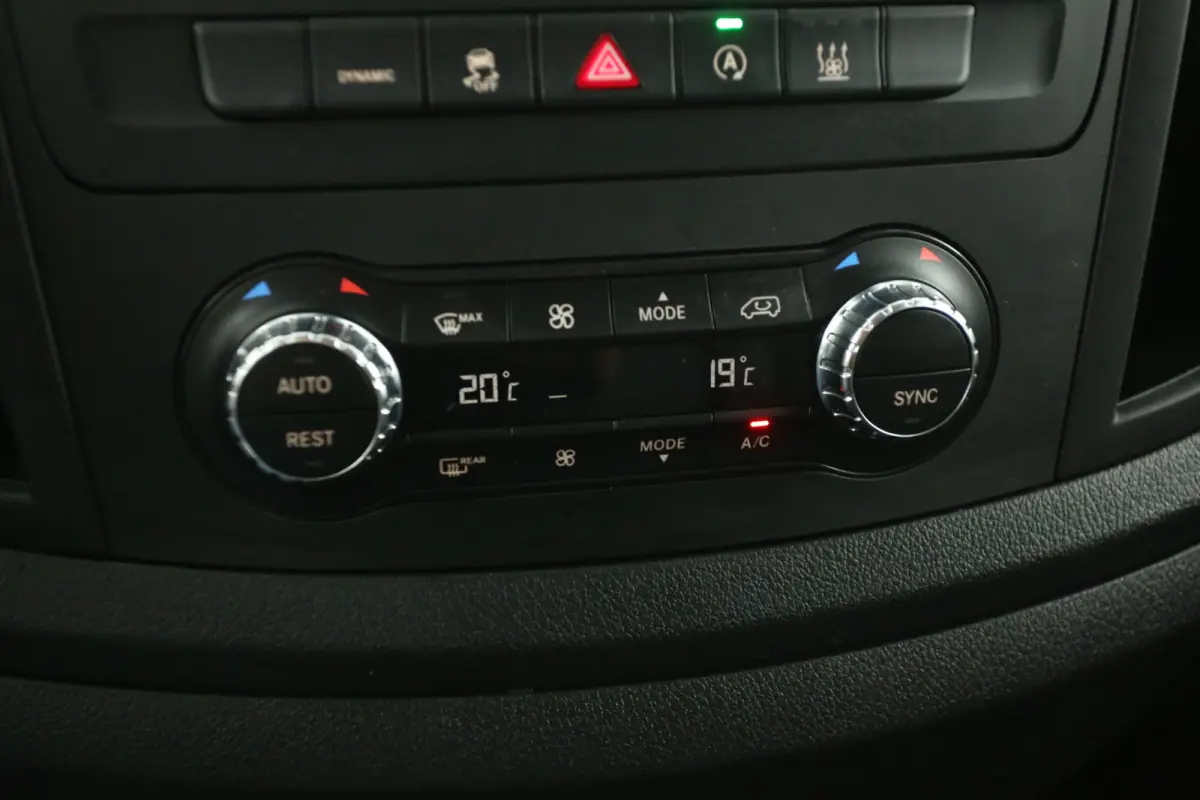 119 CDI | Marge | Automaat | Airco | Camera | Cruise | 3 Zits | Trekhaak | Carplay | Navi