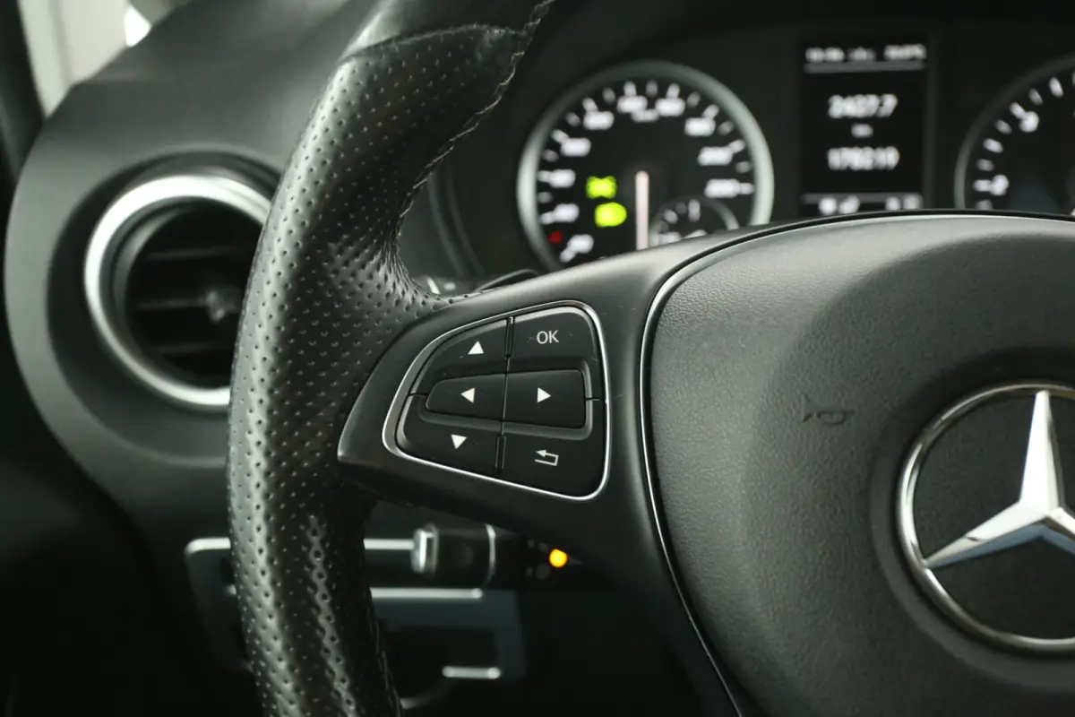 119 CDI | Marge | Automaat | Airco | Camera | Cruise | 3 Zits | Trekhaak | Carplay | Navi