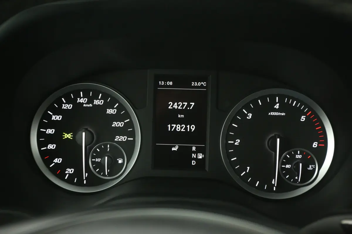 119 CDI | Marge | Automaat | Airco | Camera | Cruise | 3 Zits | Trekhaak | Carplay | Navi