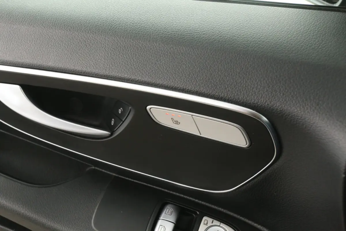 119 CDI | Marge | Automaat | Airco | Camera | Cruise | 3 Zits | Trekhaak | Carplay | Navi