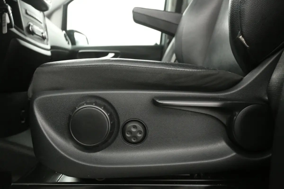 119 CDI | Marge | Automaat | Airco | Camera | Cruise | 3 Zits | Trekhaak | Carplay | Navi