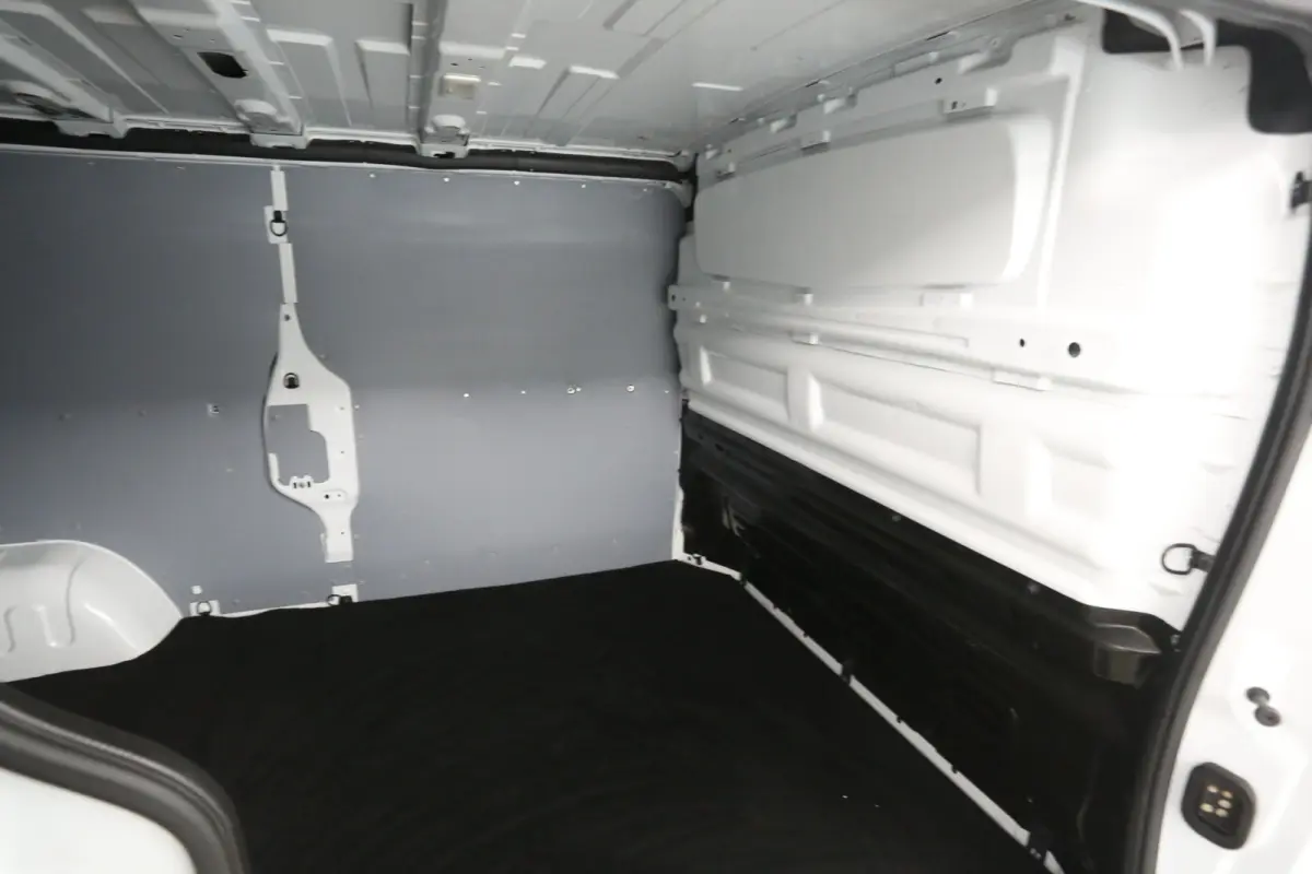 2.0 dCi 170PK L2H1 | Automaat | Airco | Cruise | Camera | Carplay | 3 Zits | Trekhaak | Navi | Parkeersens.