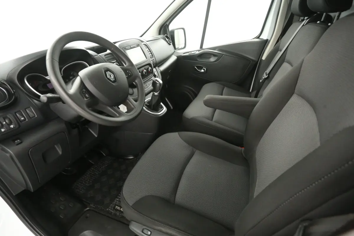 2.0 dCi 170PK L2H1 | Automaat | Airco | Cruise | Camera | Carplay | 3 Zits | Trekhaak | Navi | Parkeersens.