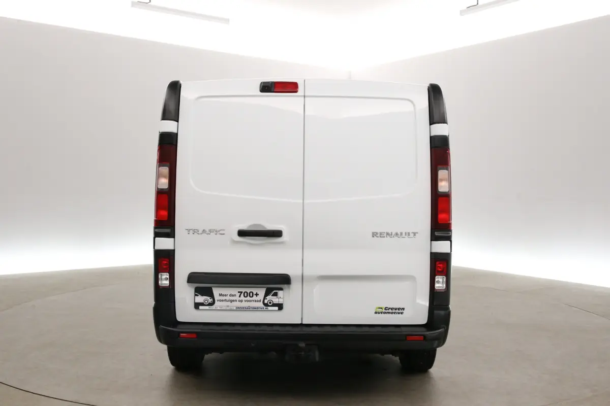 2.0 dCi 170PK L2H1 | Automaat | Airco | Cruise | Camera | Carplay | 3 Zits | Trekhaak | Navi | Parkeersens.