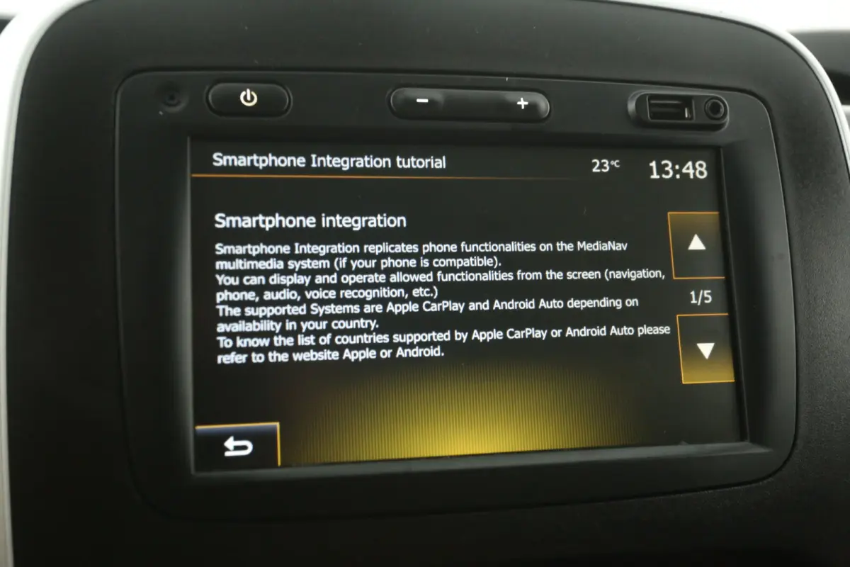 2.0 dCi 170PK L2H1 | Automaat | Airco | Cruise | Camera | Carplay | 3 Zits | Trekhaak | Navi | Parkeersens.