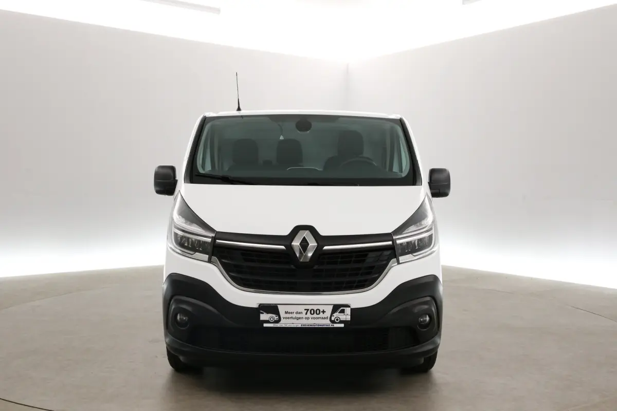 2.0 dCi L2H1 | Airco | Cruise | Camera | Carplay | 3 Zits | Trekhaak | Navi | Parkeersens.