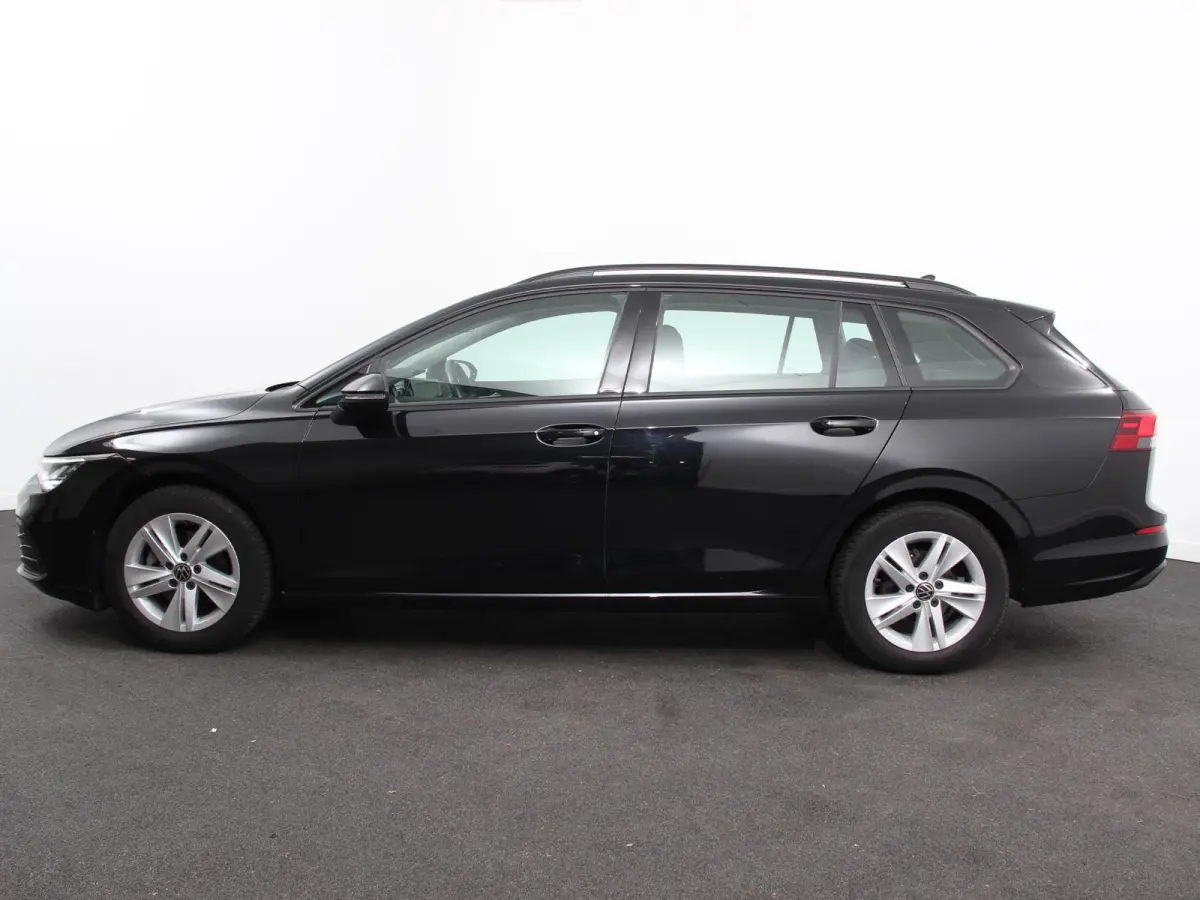 1.0 TSI 110pk Life Digitale Cockpit  Sfeerverlichting Cruise Control Climate Control Parkeer sensoren Navigatie Apple Carplay/Android Auto  Keyless start