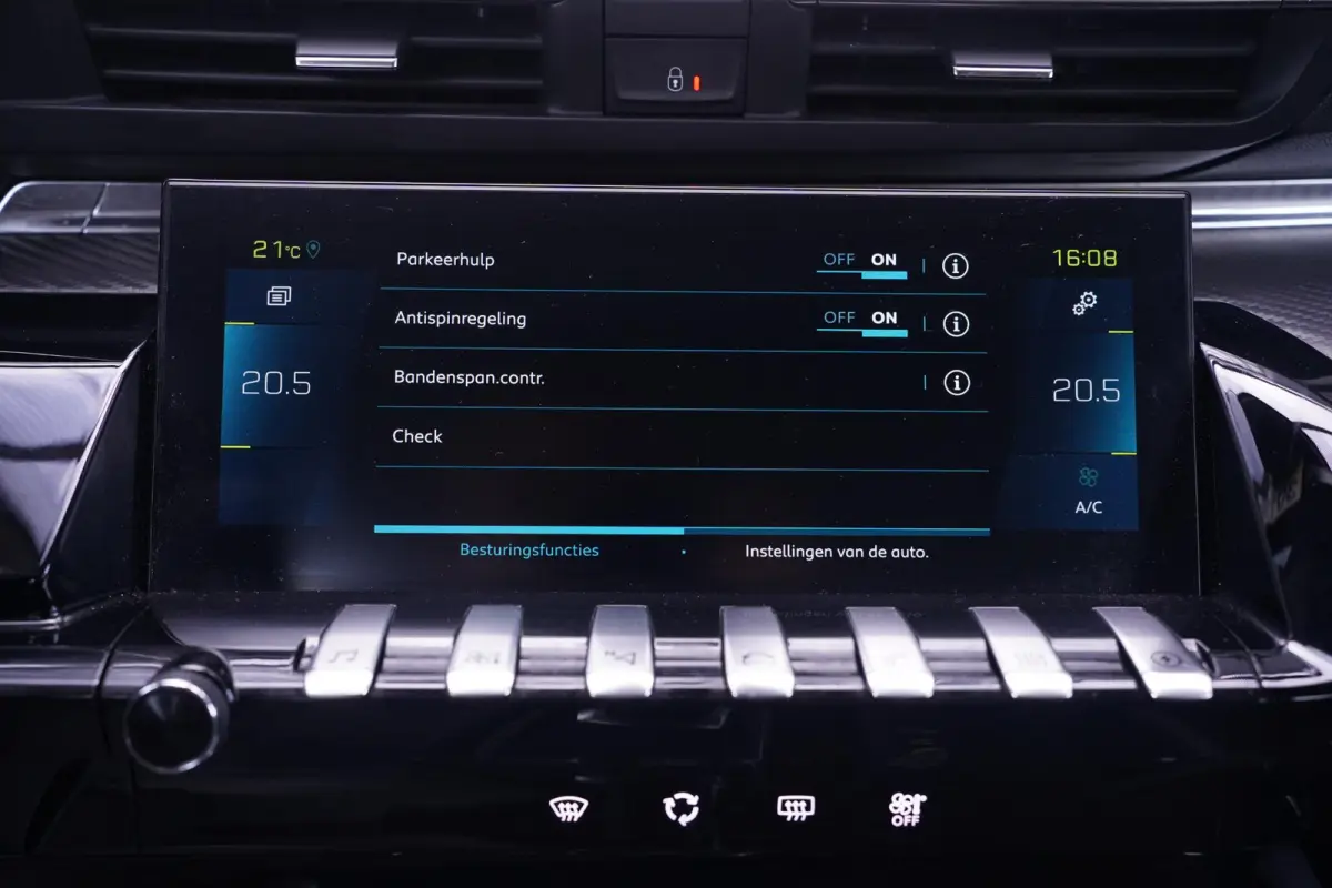 1.6 HYbrid Active Pack Business SOH 96% automaat Camera DAB-ontvangst Clima Cruise Navi PDC v+a Apple Carplay Led-verlichting Digi-cockpit 17"-lmv