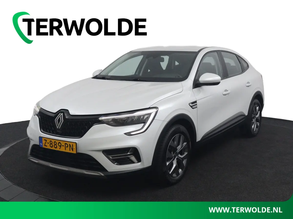 evolution E-Tech full hybrid 145 | Navigatie | Achteruitrijcamera |