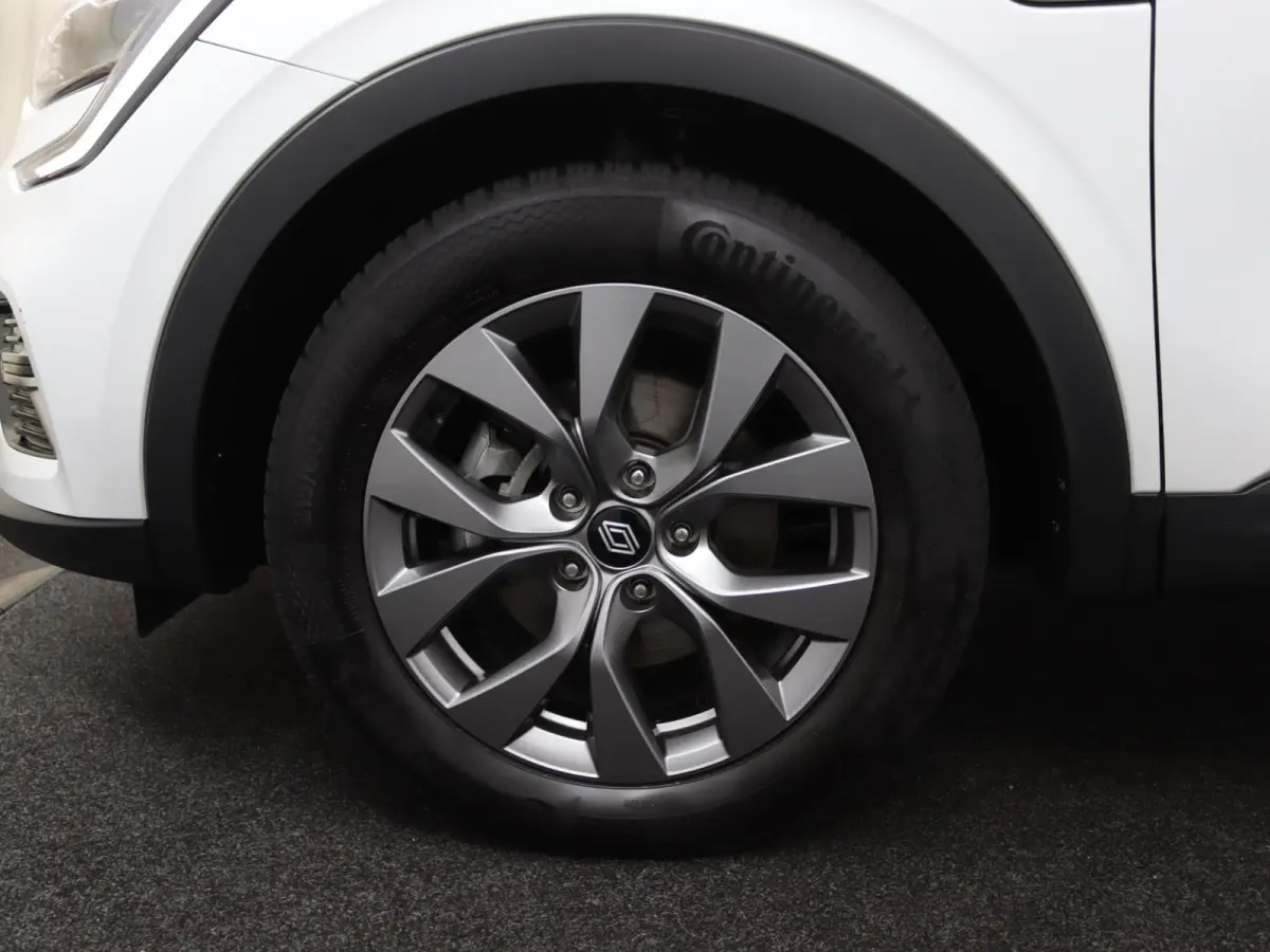 evolution E-Tech full hybrid 145 | Navigatie | Achteruitrijcamera |