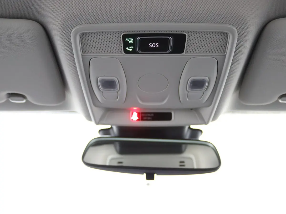 evolution E-Tech full hybrid 145 | Navigatie | Achteruitrijcamera |