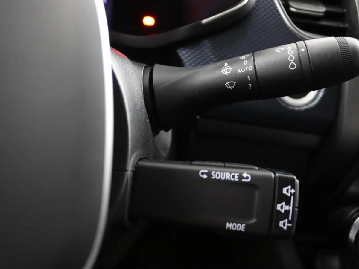 evolution E-Tech full hybrid 145 | Navigatie | Achteruitrijcamera |