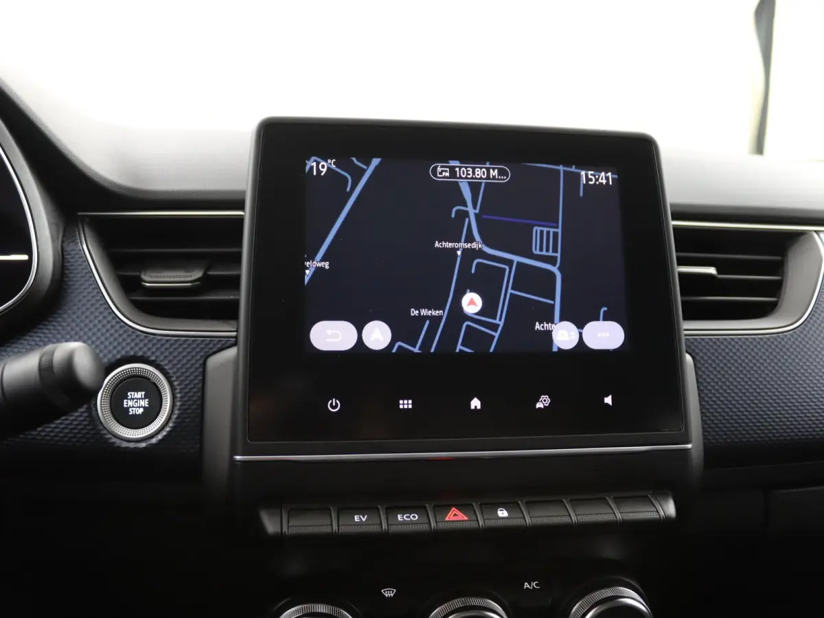 evolution E-Tech full hybrid 145 | Navigatie | Achteruitrijcamera |
