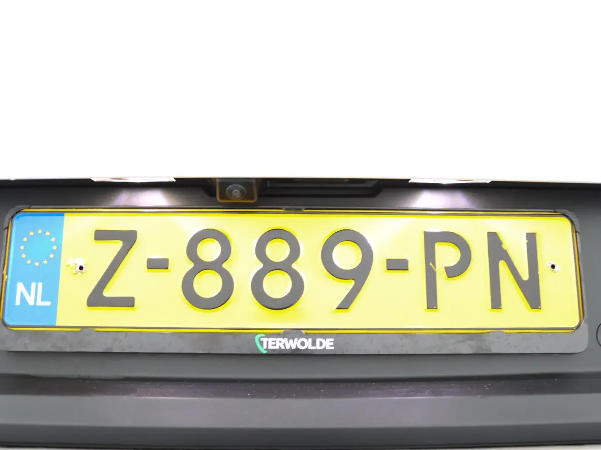 evolution E-Tech full hybrid 145 | Navigatie | Achteruitrijcamera |