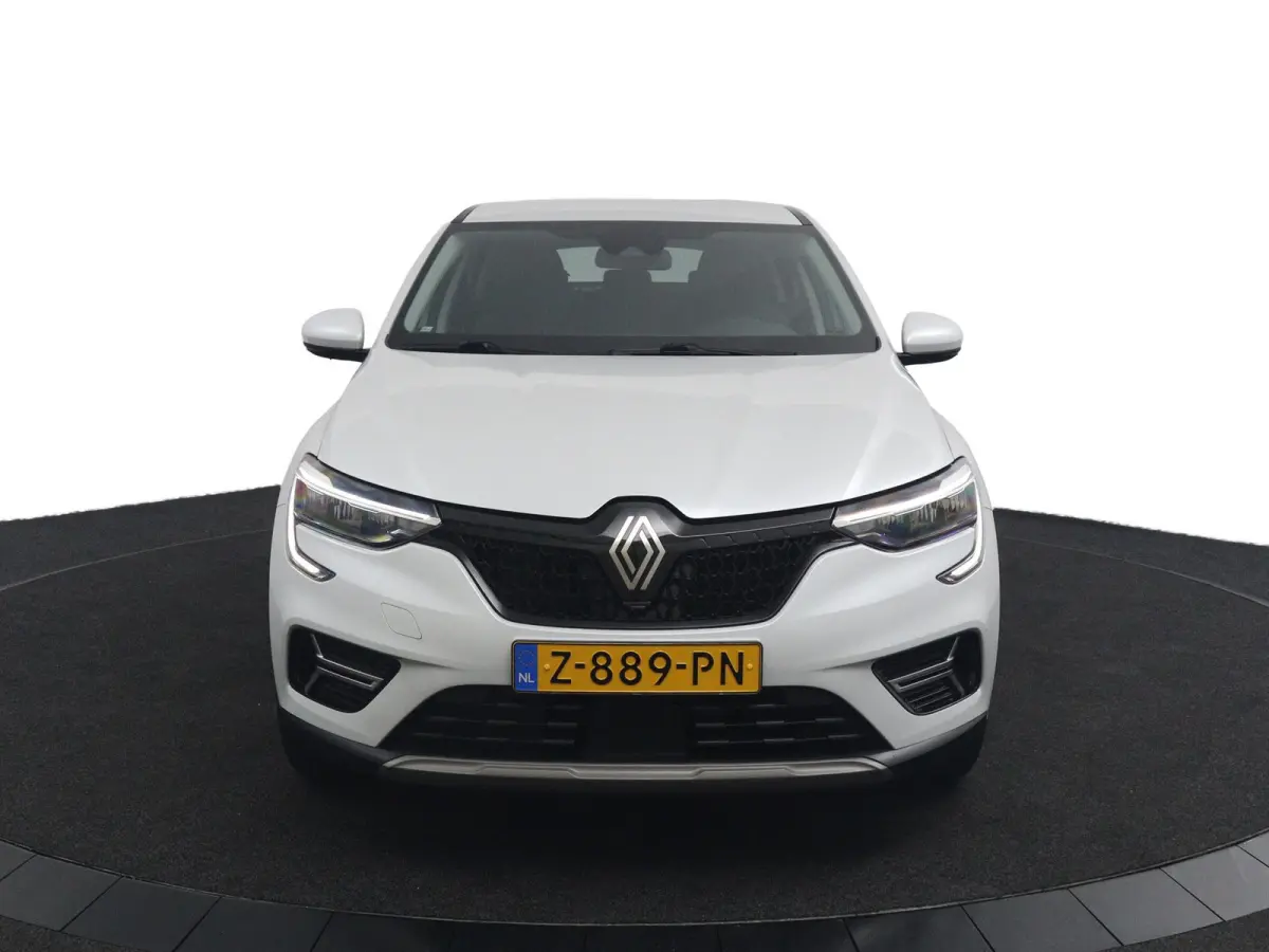 evolution E-Tech full hybrid 145 | Navigatie | Achteruitrijcamera |