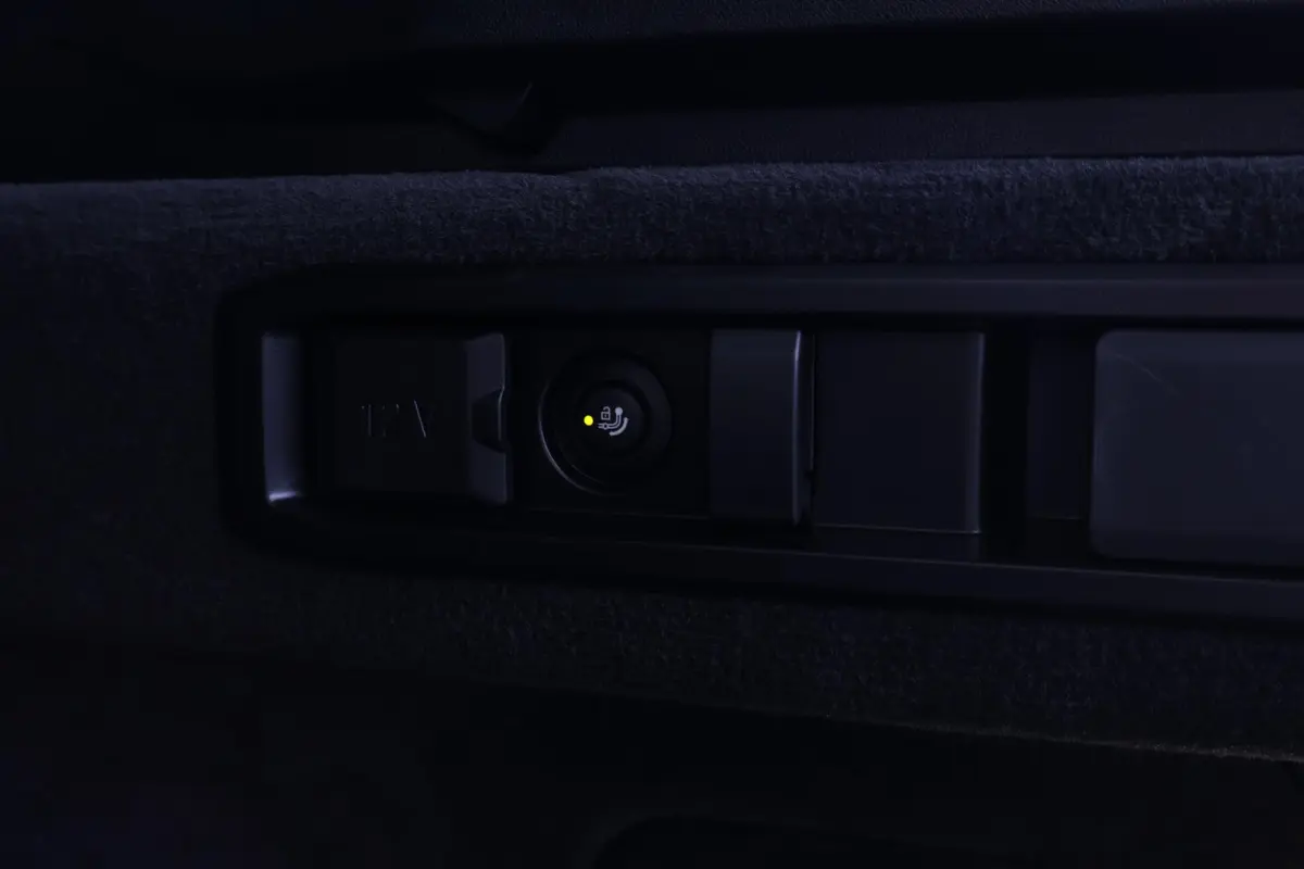eDrive40 M Sport Edition 84 kWh | SoH 99% | M-Sport Pakket | Trekhaak | Leder | Elektr. Stoelen | Stoelverwarming | Head-Up | Harman Kardon | Active Cruise |