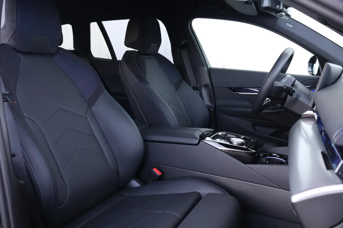 eDrive40 M Sport Edition 84 kWh | SoH 99% | M-Sport Pakket | Trekhaak | Leder | Elektr. Stoelen | Stoelverwarming | Head-Up | Harman Kardon | Active Cruise |