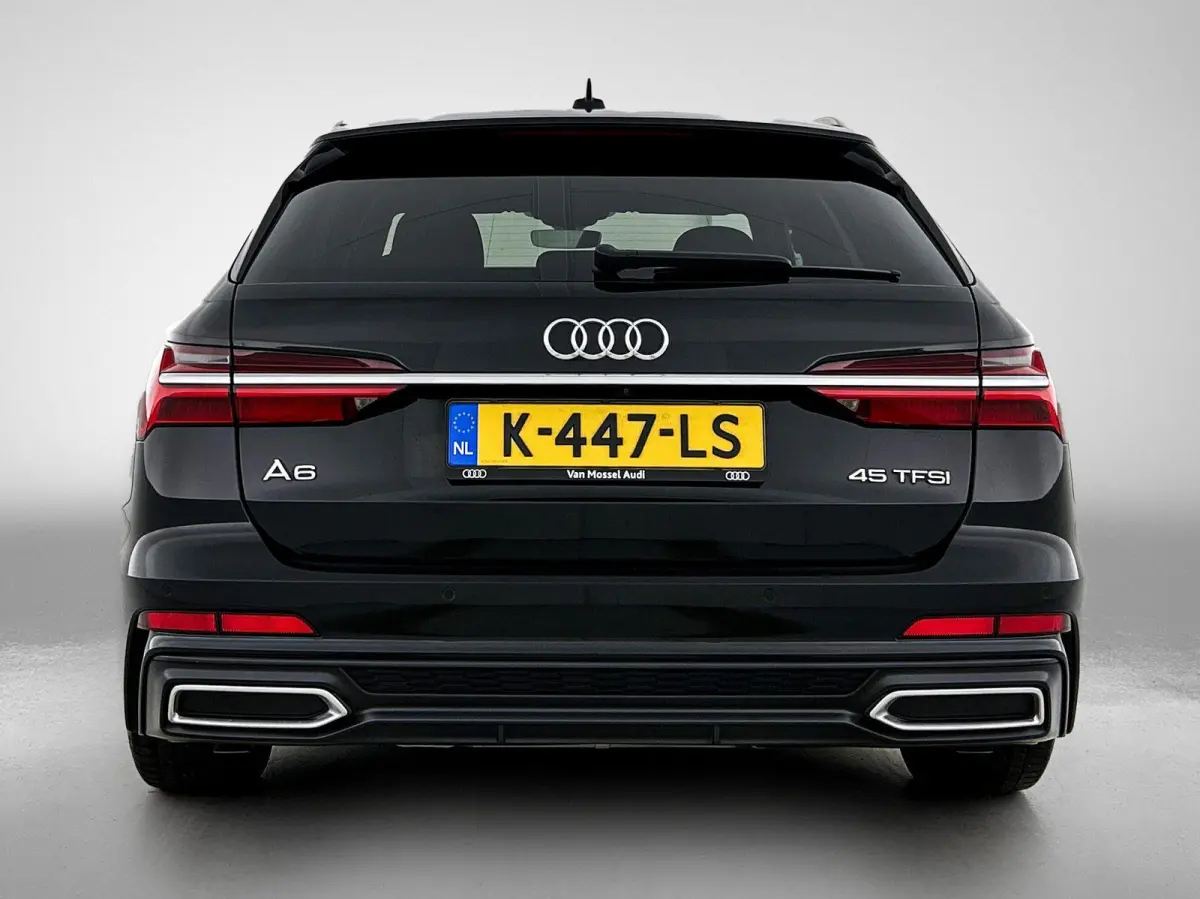 45 TFSI S Edition | APPLE CARPLAY | ANDROID AUTO | S-LINE | ACHTERUITRIJCAMERA | PARKEERSENSOREN | ELEKTRISCHE ACHTERKLEP | NAVIGATIE | ELEKTRISCHE STOELEN | MEMORY | CRUISE CONTROL | DIGITA