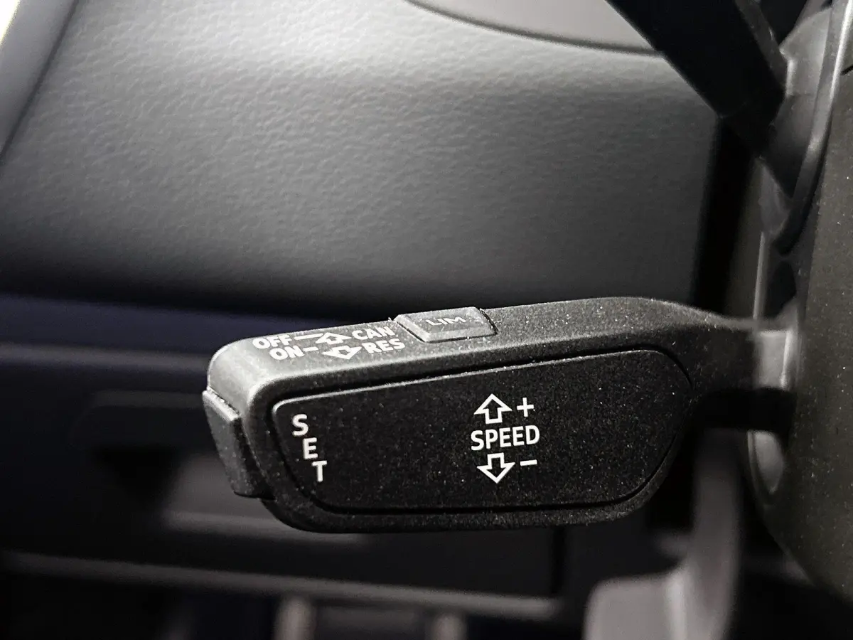 45 TFSI S Edition | APPLE CARPLAY | ANDROID AUTO | S-LINE | ACHTERUITRIJCAMERA | PARKEERSENSOREN | ELEKTRISCHE ACHTERKLEP | NAVIGATIE | ELEKTRISCHE STOELEN | MEMORY | CRUISE CONTROL | DIGITA