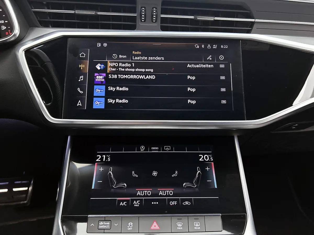 45 TFSI S Edition | APPLE CARPLAY | ANDROID AUTO | S-LINE | ACHTERUITRIJCAMERA | PARKEERSENSOREN | ELEKTRISCHE ACHTERKLEP | NAVIGATIE | ELEKTRISCHE STOELEN | MEMORY | CRUISE CONTROL | DIGITA