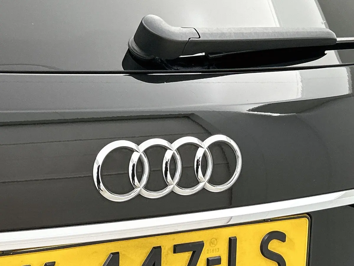 45 TFSI S Edition | APPLE CARPLAY | ANDROID AUTO | S-LINE | ACHTERUITRIJCAMERA | PARKEERSENSOREN | ELEKTRISCHE ACHTERKLEP | NAVIGATIE | ELEKTRISCHE STOELEN | MEMORY | CRUISE CONTROL | DIGITA