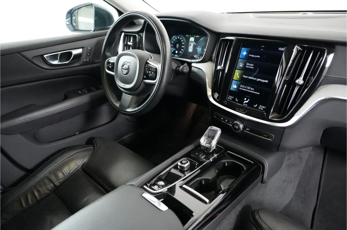 2.0 T8 Recharge 456 pk PHEV Plus Bright AWD | SOH 96% | Pano | Adaptive Cruise | Stoelverw. | HK/DAB+ | El. achterklep | El. stl. verst. | Parkeerss. |