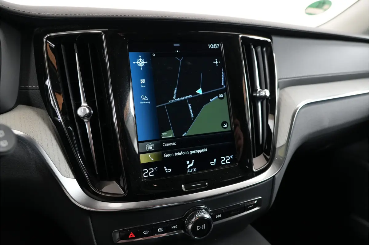 2.0 T8 Recharge 456 pk PHEV Plus Bright AWD | SOH 96% | Pano | Adaptive Cruise | Stoelverw. | HK/DAB+ | El. achterklep | El. stl. verst. | Parkeerss. |