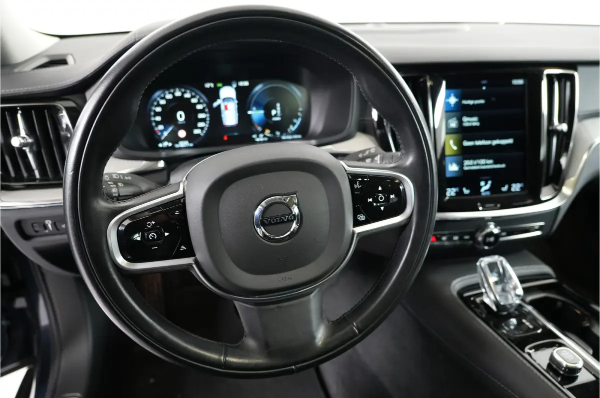 2.0 T8 Recharge 456 pk PHEV Plus Bright AWD | SOH 96% | Pano | Adaptive Cruise | Stoelverw. | HK/DAB+ | El. achterklep | El. stl. verst. | Parkeerss. |
