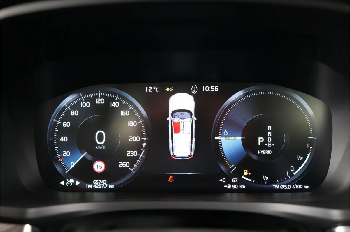 2.0 T8 Recharge 456 pk PHEV Plus Bright AWD | SOH 96% | Pano | Adaptive Cruise | Stoelverw. | HK/DAB+ | El. achterklep | El. stl. verst. | Parkeerss. |