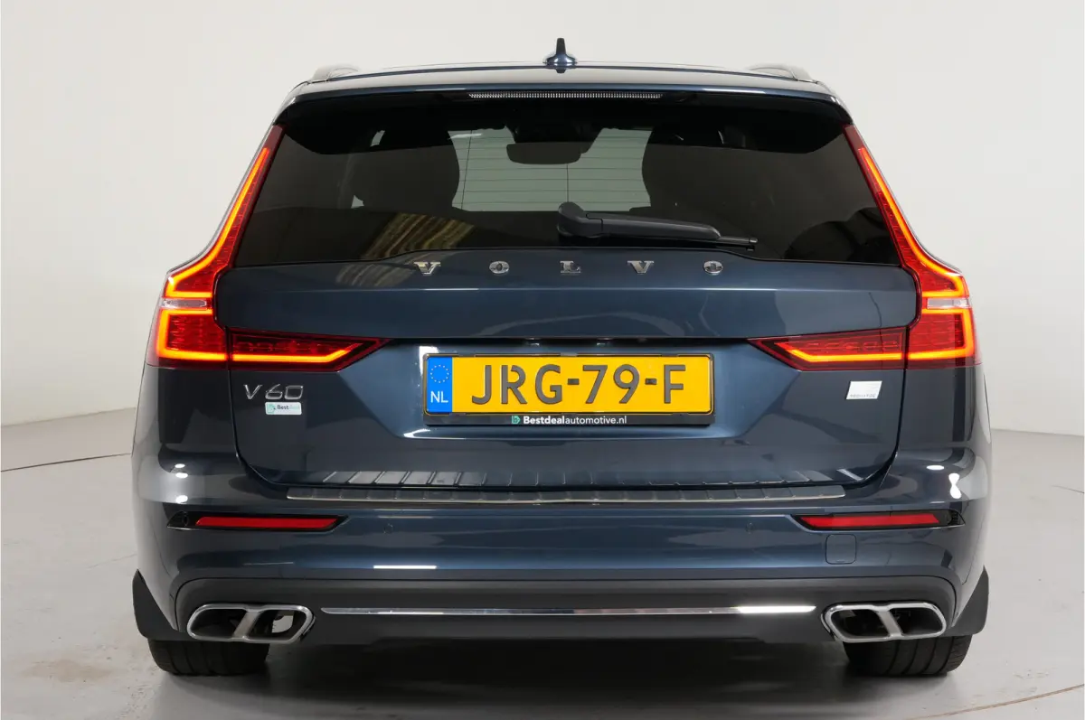 2.0 T8 Recharge 456 pk PHEV Plus Bright AWD | SOH 96% | Pano | Adaptive Cruise | Stoelverw. | HK/DAB+ | El. achterklep | El. stl. verst. | Parkeerss. |