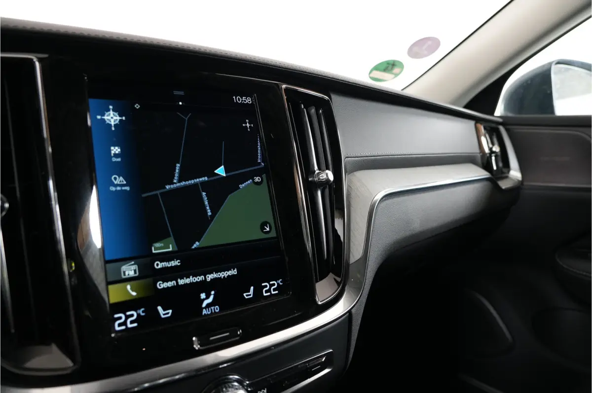 2.0 T8 Recharge 456 pk PHEV Plus Bright AWD | SOH 96% | Pano | Adaptive Cruise | Stoelverw. | HK/DAB+ | El. achterklep | El. stl. verst. | Parkeerss. |