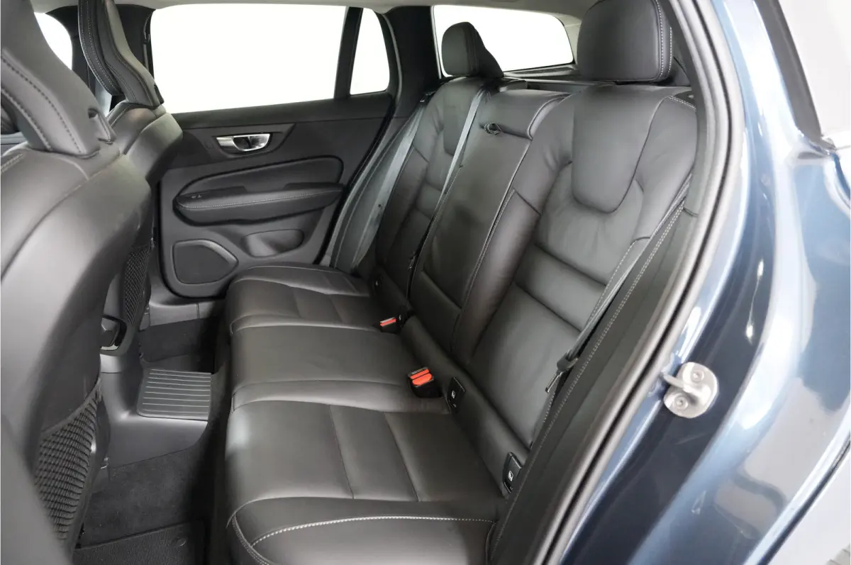 2.0 T8 Recharge 456 pk PHEV Plus Bright AWD | SOH 96% | Pano | Adaptive Cruise | Stoelverw. | HK/DAB+ | El. achterklep | El. stl. verst. | Parkeerss. |