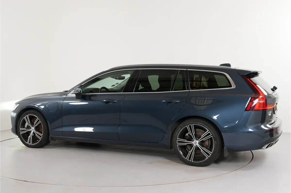 2.0 T8 Recharge 456 pk PHEV Plus Bright AWD | SOH 96% | Pano | Adaptive Cruise | Stoelverw. | HK/DAB+ | El. achterklep | El. stl. verst. | Parkeerss. |