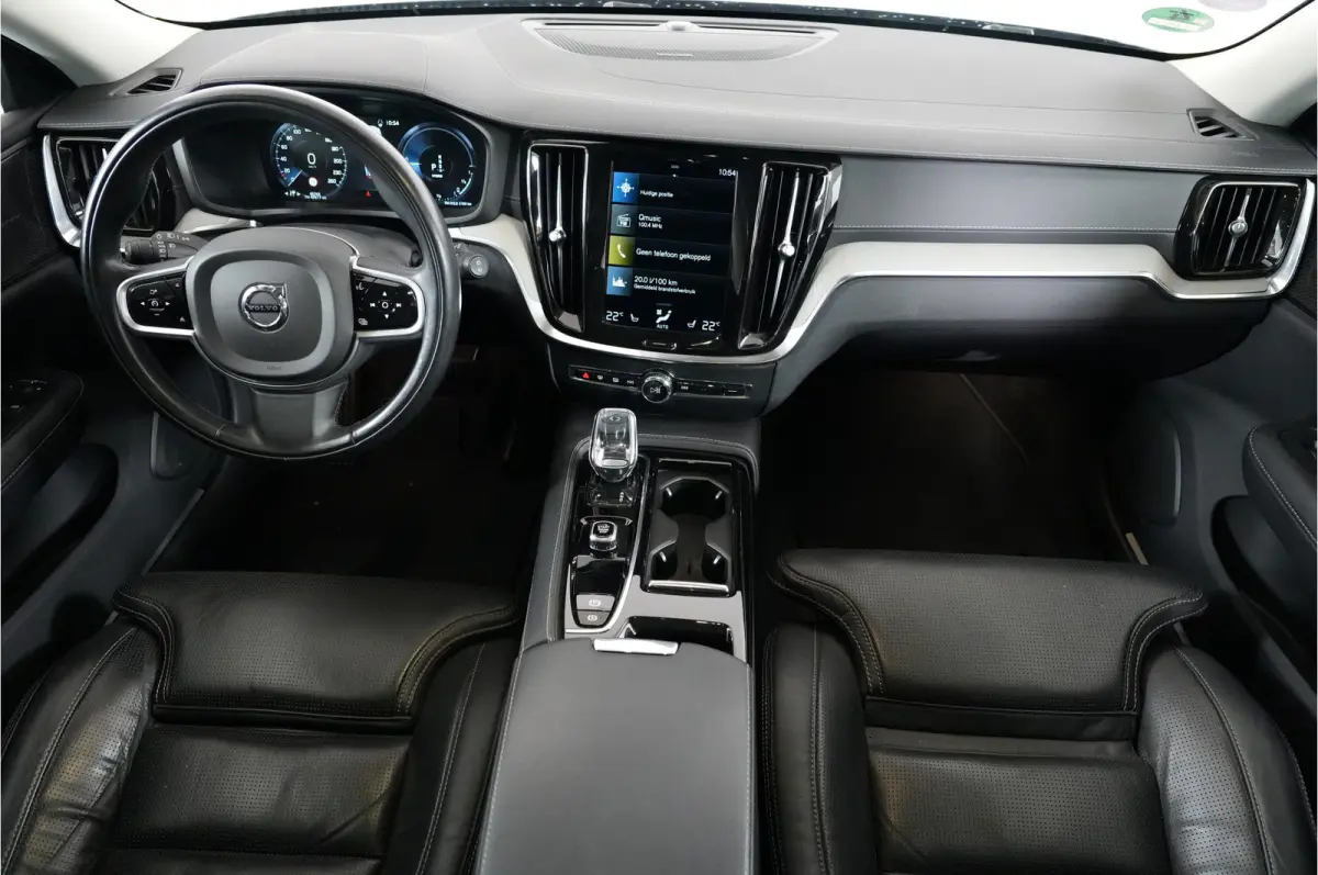 2.0 T8 Recharge 456 pk PHEV Plus Bright AWD | SOH 96% | Pano | Adaptive Cruise | Stoelverw. | HK/DAB+ | El. achterklep | El. stl. verst. | Parkeerss. |