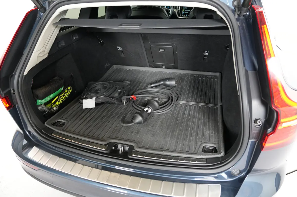 2.0 T8 Recharge 456 pk PHEV Plus Bright AWD | SOH 96% | Pano | Adaptive Cruise | Stoelverw. | HK/DAB+ | El. achterklep | El. stl. verst. | Parkeerss. |