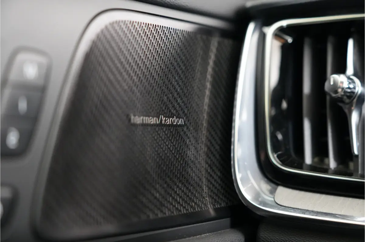 2.0 T8 Recharge 456 pk PHEV Plus Bright AWD | SOH 96% | Pano | Adaptive Cruise | Stoelverw. | HK/DAB+ | El. achterklep | El. stl. verst. | Parkeerss. |
