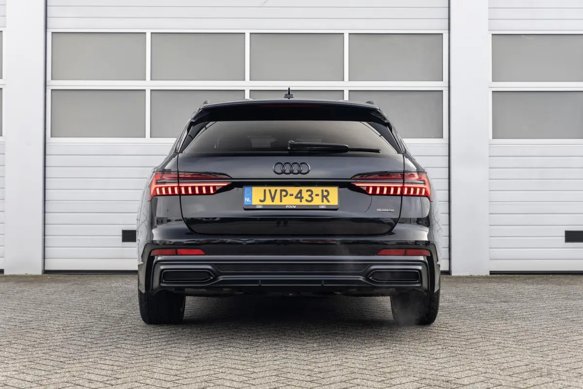 55 TFSIe 367pk quattro S edition Competition | Adaptief Onderstel | Panoramadak | Head-up Display | Trekhaak