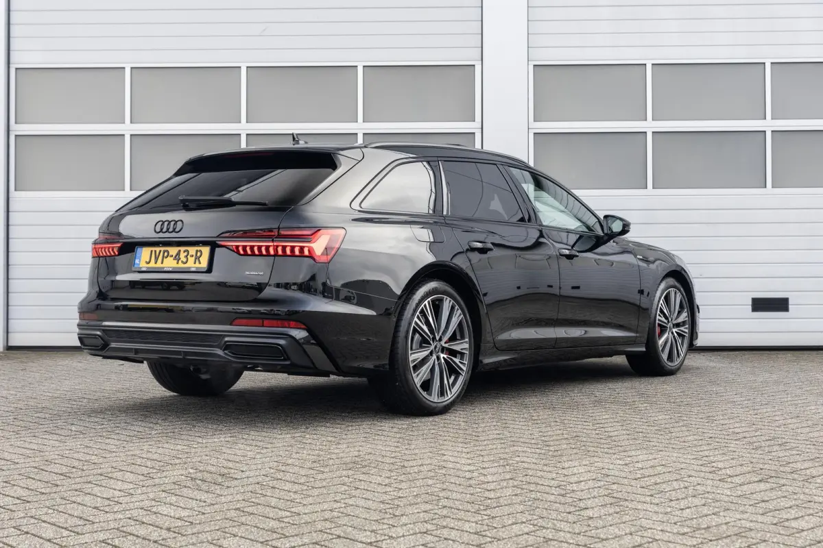 55 TFSIe 367pk quattro S edition Competition | Adaptief Onderstel | Panoramadak | Head-up Display | Trekhaak