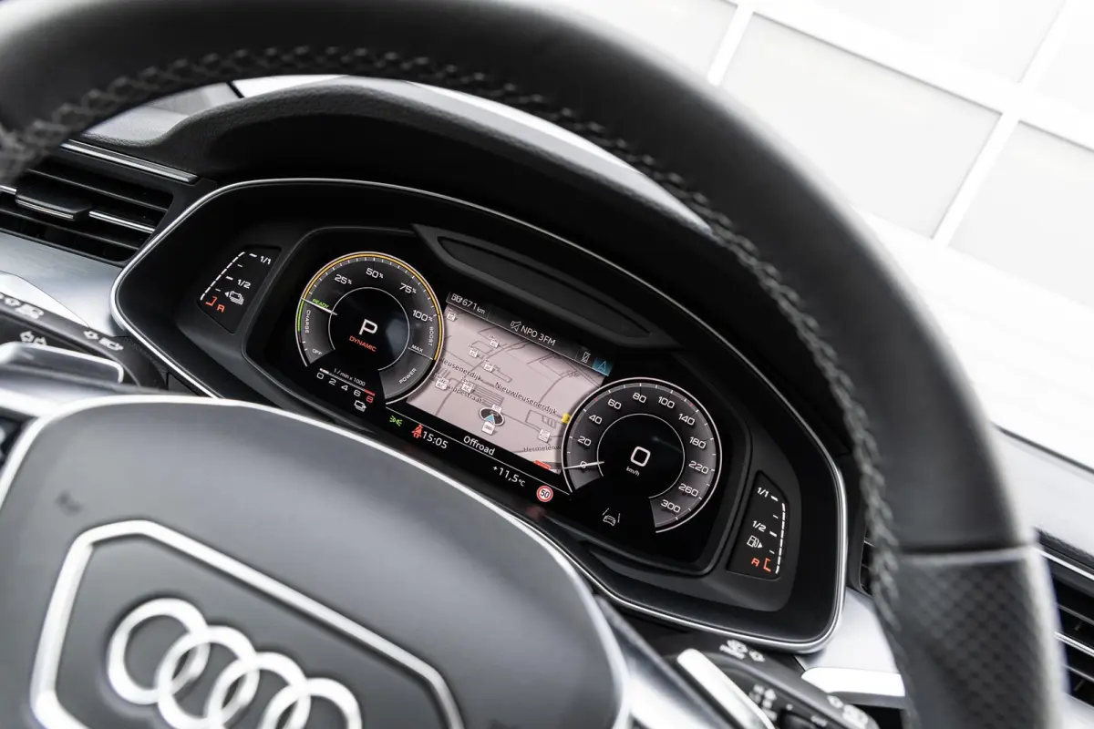55 TFSIe 367pk quattro S edition Competition | Adaptief Onderstel | Panoramadak | Head-up Display | Trekhaak