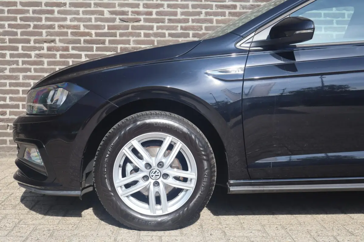1.0 TSI 95pk Comfortline | R-line exterieur | LMV | Adaptieve cruisecontrol