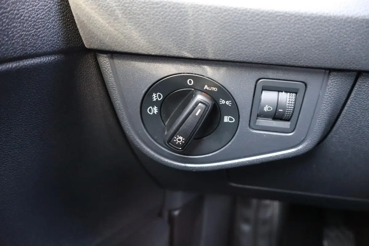 1.0 TSI 95pk Comfortline | R-line exterieur | LMV | Adaptieve cruisecontrol