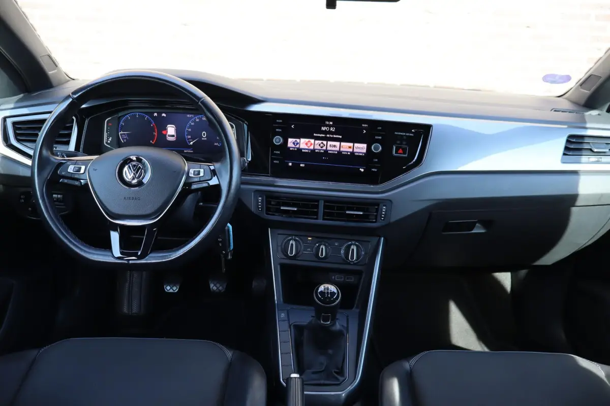 1.0 TSI 95pk Comfortline | R-line exterieur | LMV | Adaptieve cruisecontrol