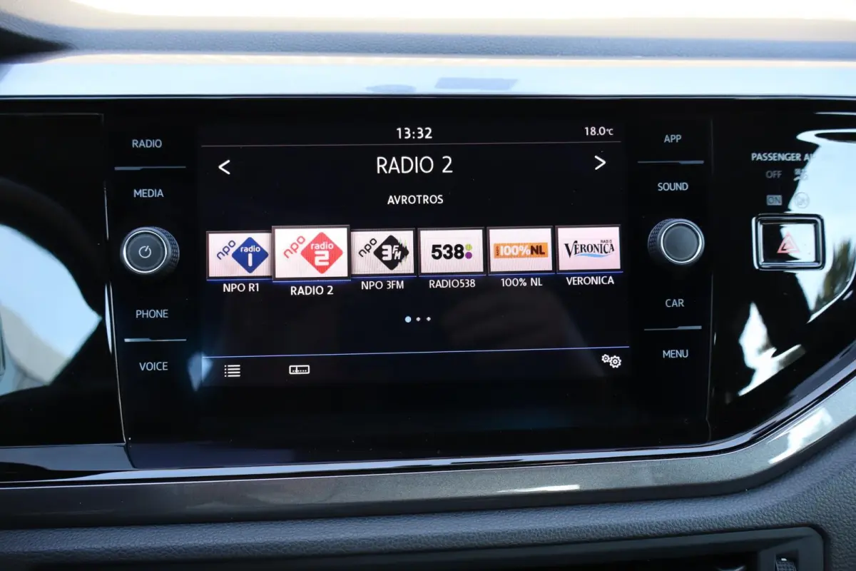 1.0 TSI 95pk Comfortline | R-line exterieur | LMV | Adaptieve cruisecontrol