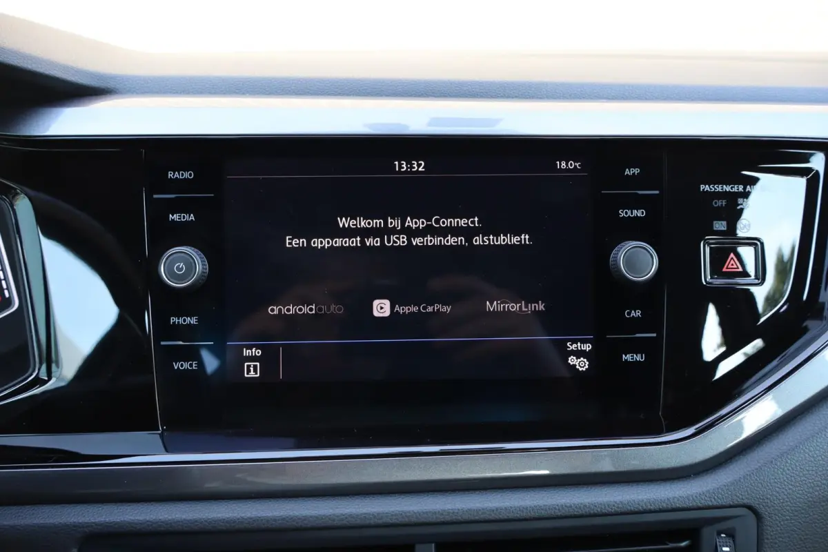 1.0 TSI 95pk Comfortline | R-line exterieur | LMV | Adaptieve cruisecontrol
