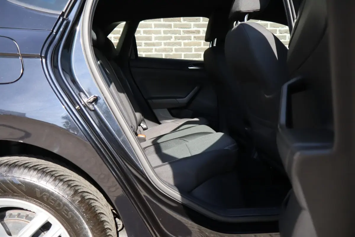1.0 TSI 95pk Comfortline | R-line exterieur | LMV | Adaptieve cruisecontrol