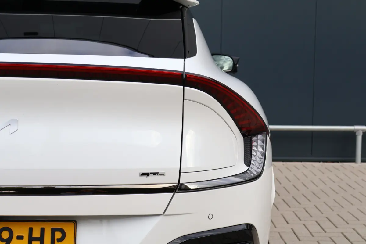 GT-Line 77.4 kWh 100% soh! | | Head-up | Pano | 360 Camera | Stoelverwarming V+A | Stoelventilatie | Adaptive Cruise | Elektrische achterklep